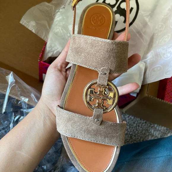 New Tory Burch sandal ❤️ - Picture 11 of 11